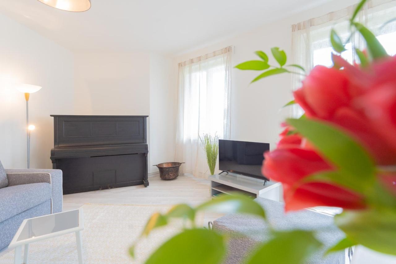 Acqua Chiara Apartment By Rent All Como Донго Екстериор снимка