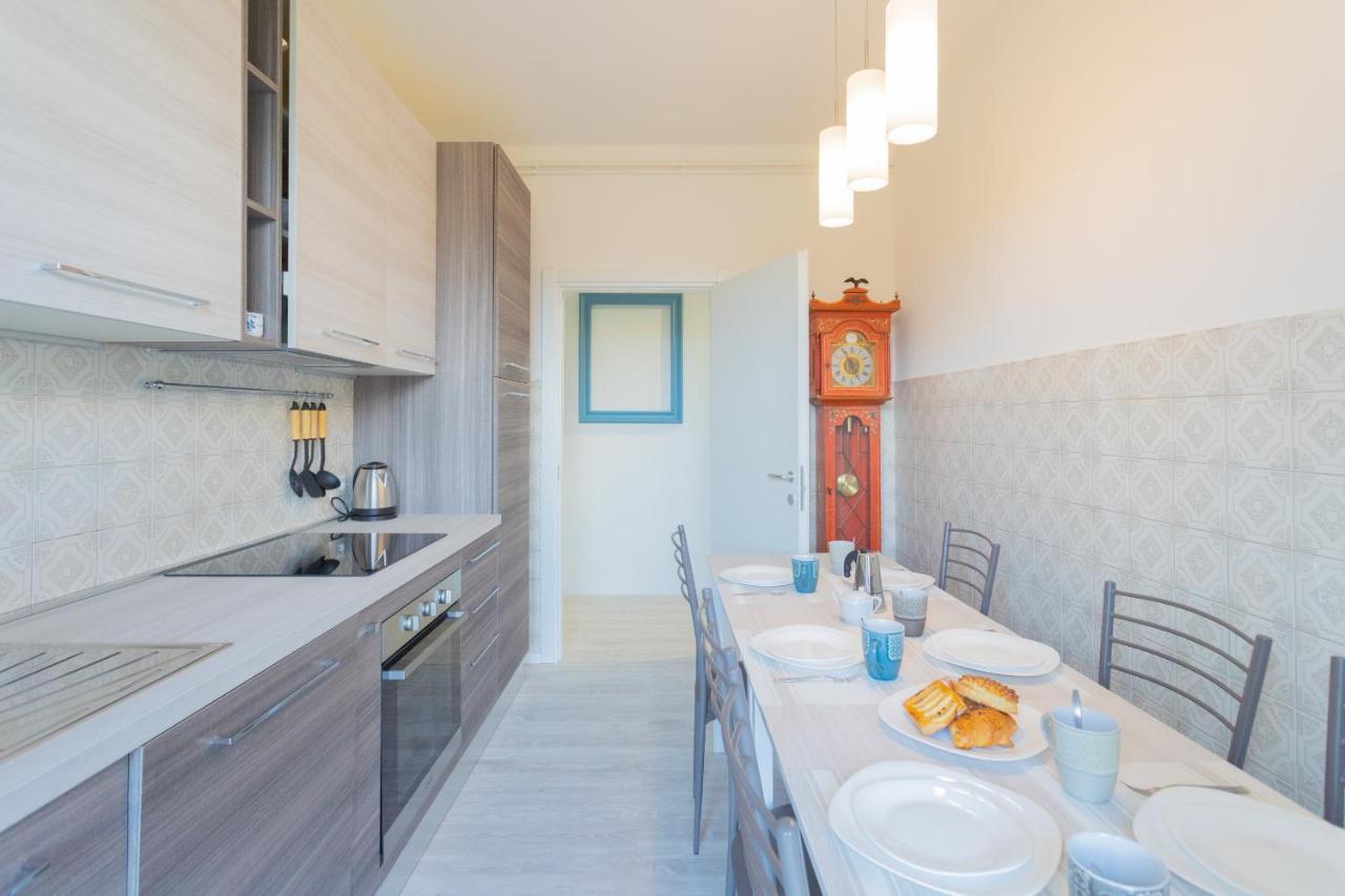 Acqua Chiara Apartment By Rent All Como Донго Екстериор снимка