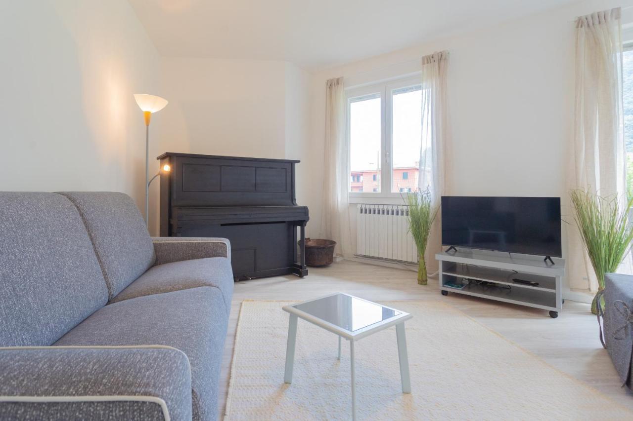 Acqua Chiara Apartment By Rent All Como Донго Екстериор снимка